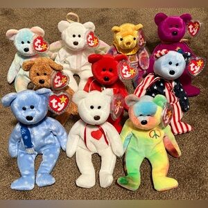 Lot of 10 TY Beanie Babies bears. Pet free and smoke free home. Been in storage